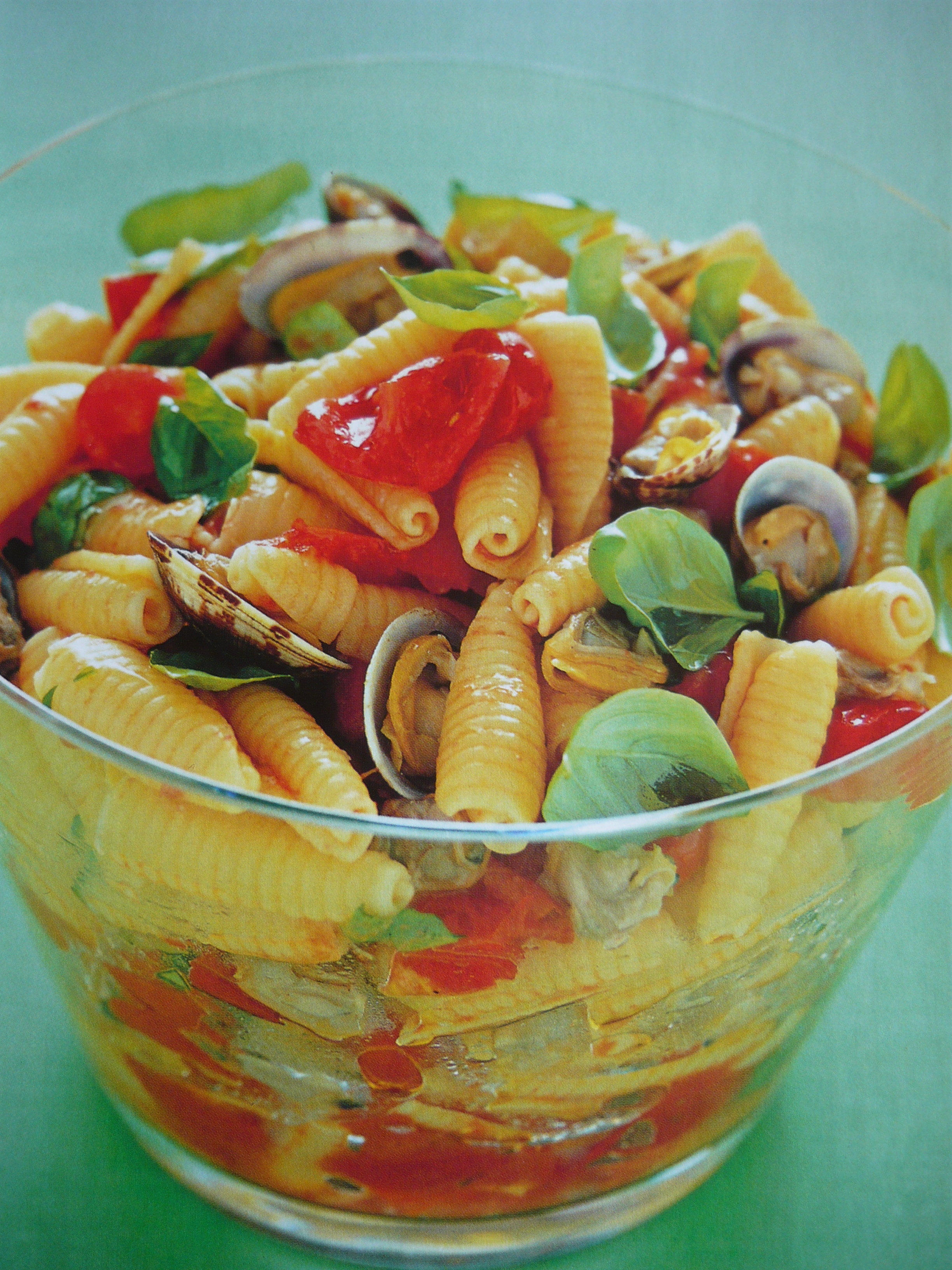 Insalata di castellane e vongole