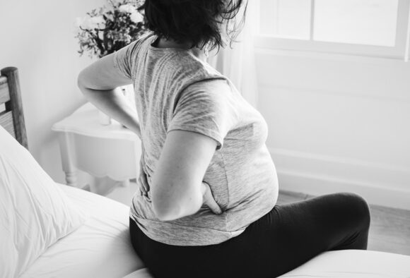 mal di schiena sciatica donna incinta
